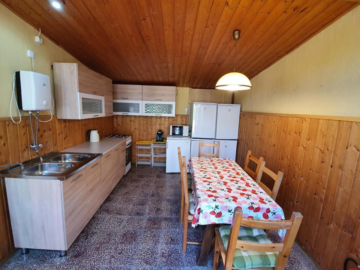 דירות בלטונללה Muskatlis Haz מראה חיצוני תמונה